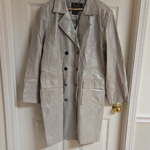 Terry Lewis Clasic Luxuries Women's Metallic Silver Double-Breasted Trench Coat